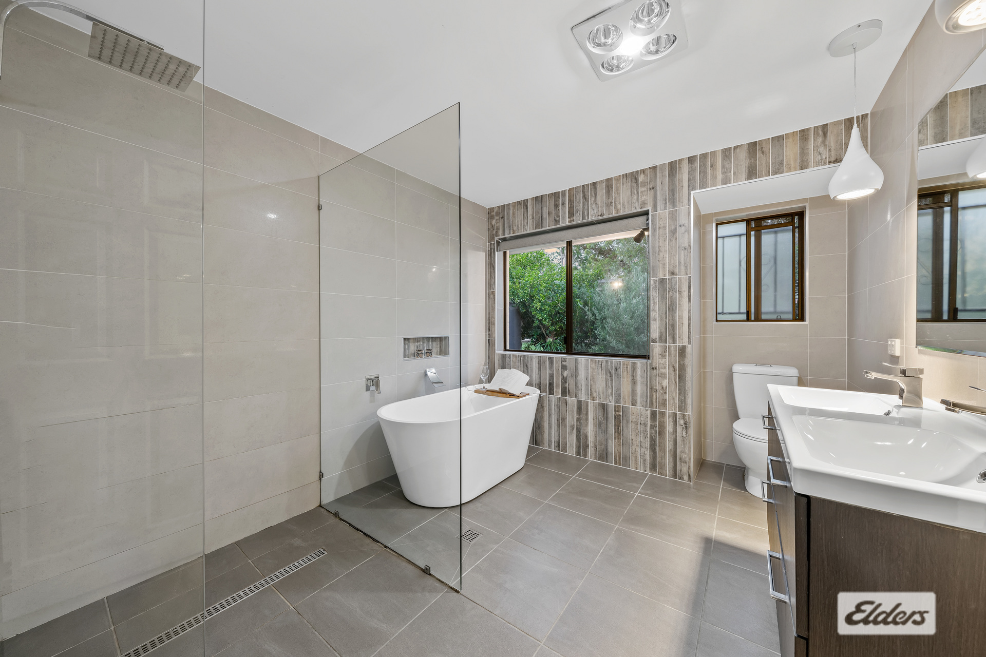 Property with a tub for relaxation