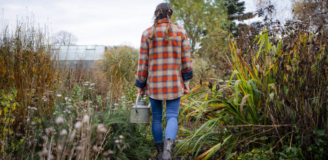 Seasonal Gardening with the Family: A Fun and Rewarding Way to Connect